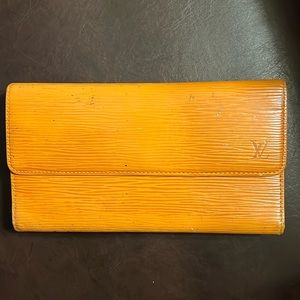 Authentic Louis Vuitton Epi wallet